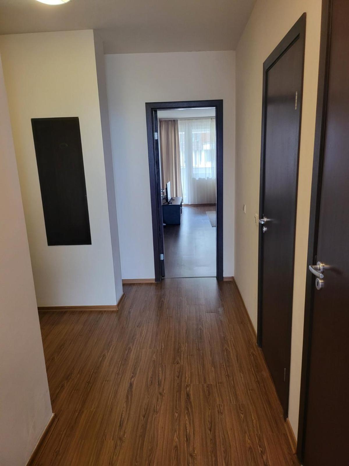Royal Towers Lift Area Apartment *