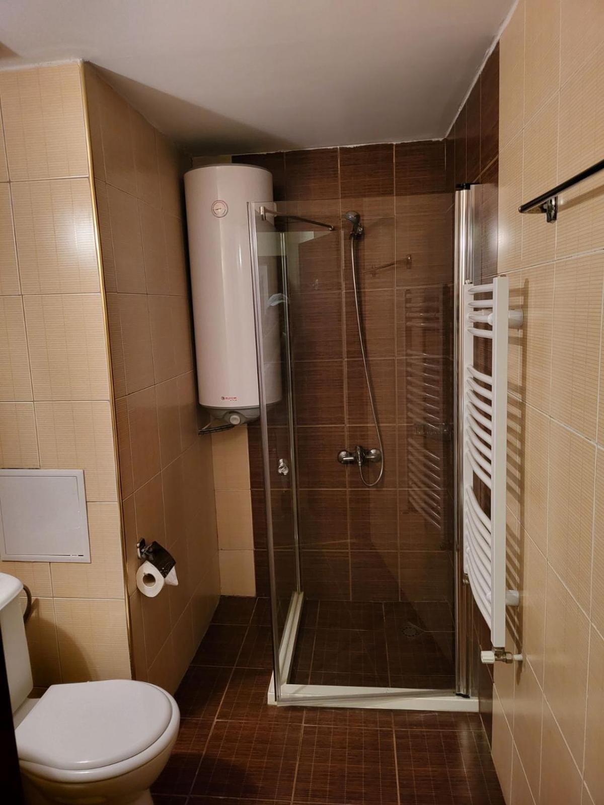Royal Towers Lift Area Bansko